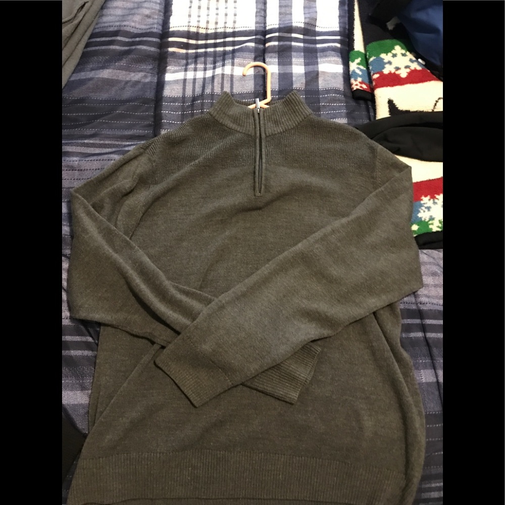 Geoffrey Beene Sweater